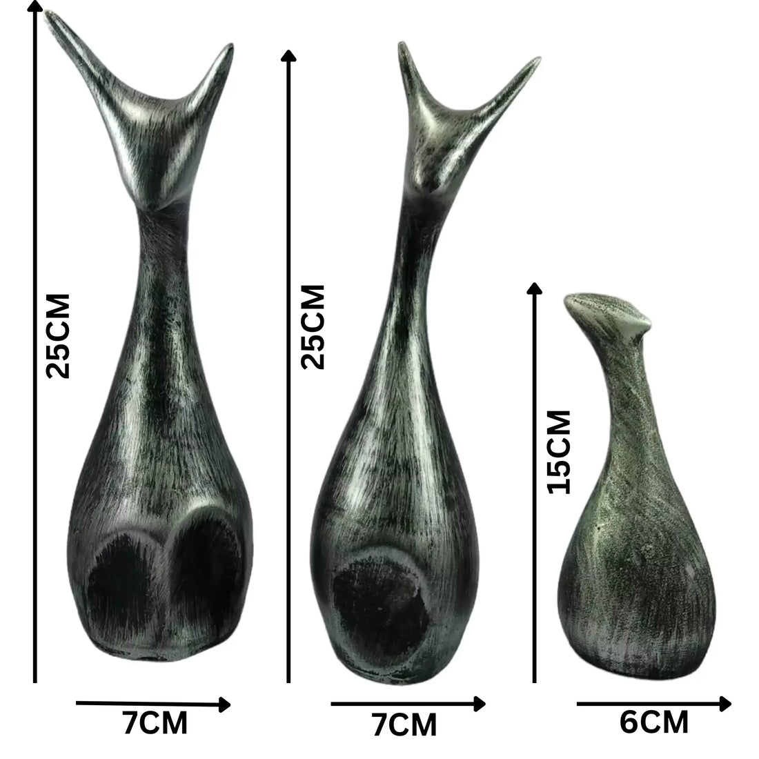 Cat Family in silver antique colour with pointed ears