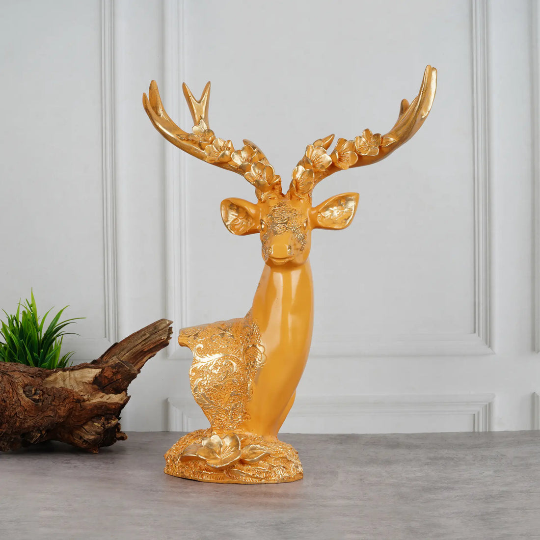 A Statue of a Reindeer Horn Face: Graceful Majesty