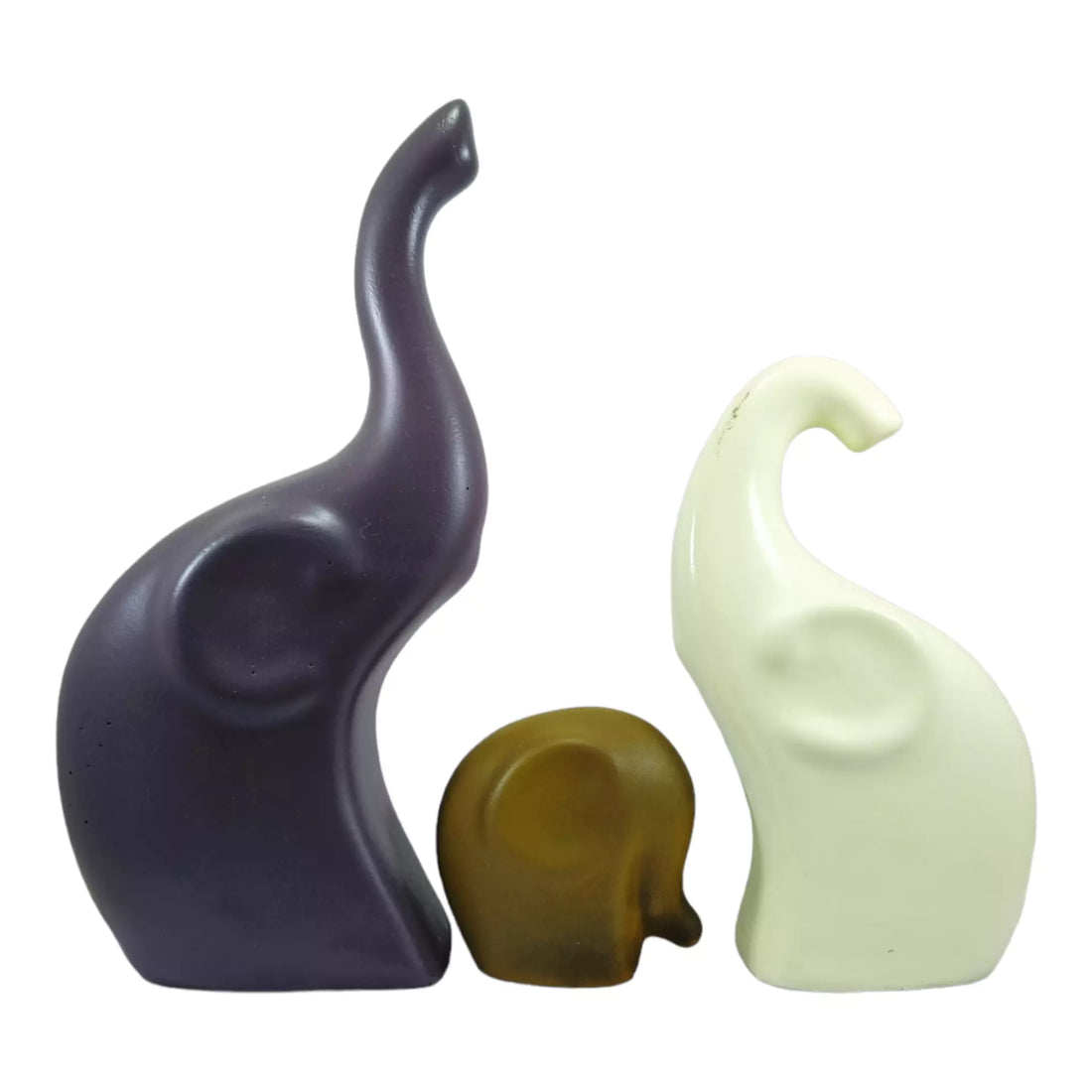 Elephant Family Resin Statue - Handcrafted Elegance