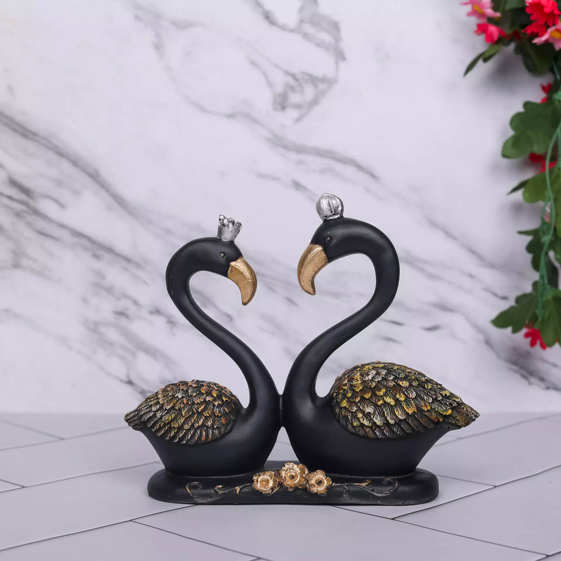 Swan Set Resin Statue - Handcrafted Elegance for Timeless Decor