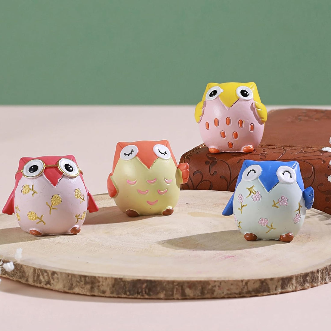 Set of 4 Elegant Resin Owl Figurines – Wise & Charming Décor